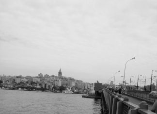 Galata’ya uzaktan bir bakış..