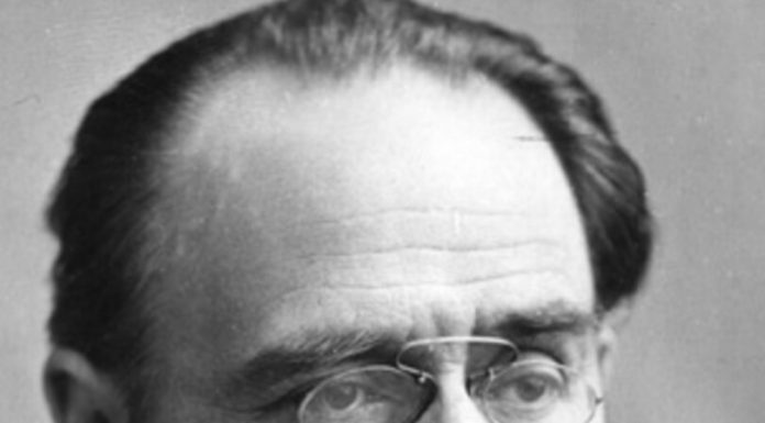 Burjuva olma hevesiniz var sizin / Emile Zola