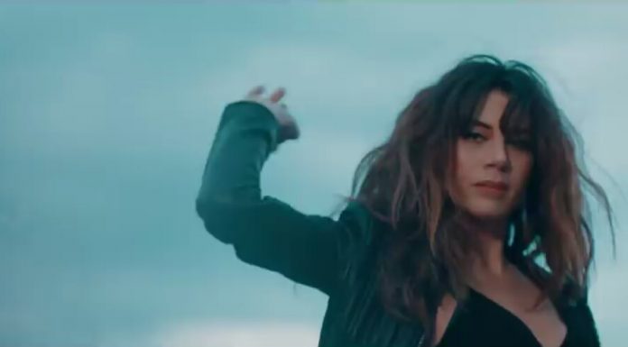 Gökçe Bahadır’ın “sana doğru”yorumu, mü-kem-mel!