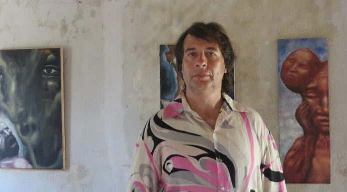 Her şeyi kaybetmemiz bir virgülle başladı. / Alex Kanevsky