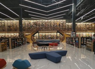 BKM kitapevi aldı başını gidiyor maşallah..