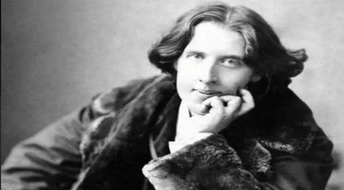 Oysa herkes öldürür sevdiğini / Oscar Wilde