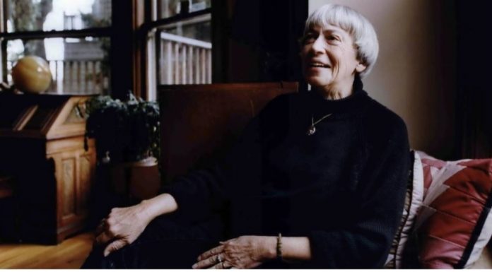 İnsan kalmanın esaslı bir aracı ,hayalgücü / Ursula K. Guin