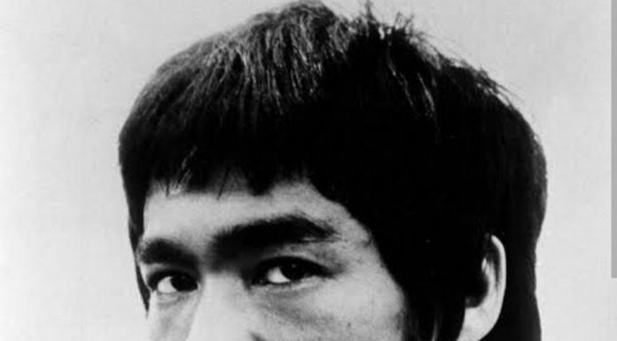Kendinle olumsuz konuşmayı bırak/ Bruce Lee